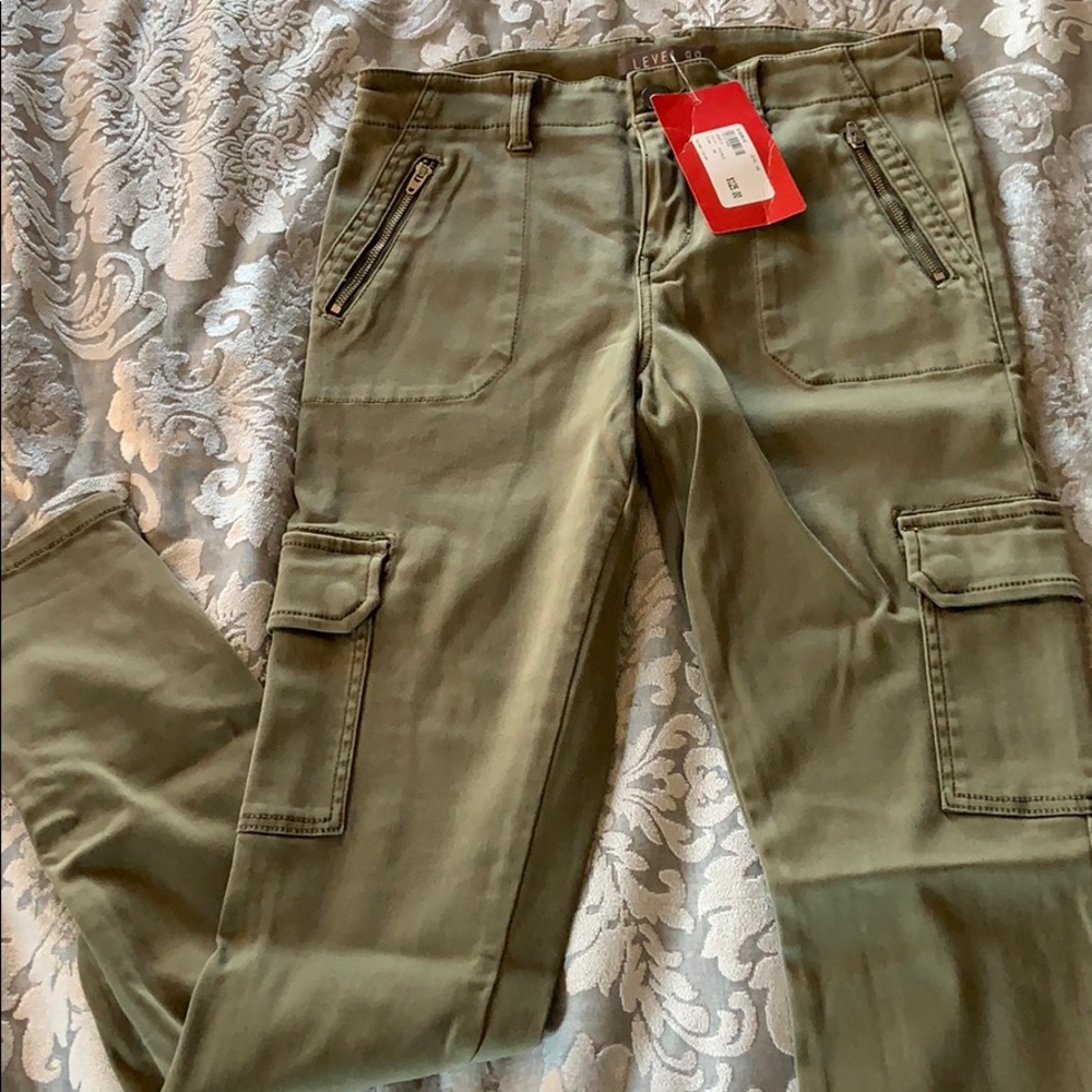 Level 99 Sateen Cargo pants, nwt
